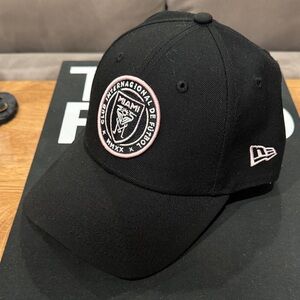 InterMiami Black and Pink Club Internacional de Futbol Cap New Era